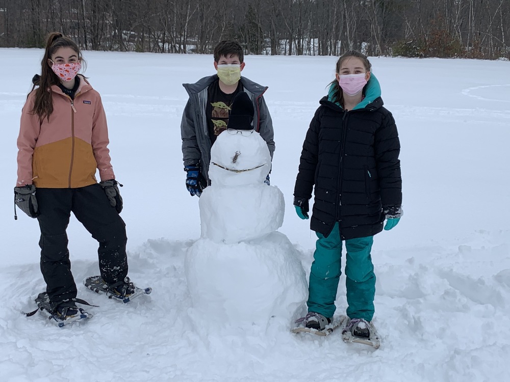 SMS snowshoeing