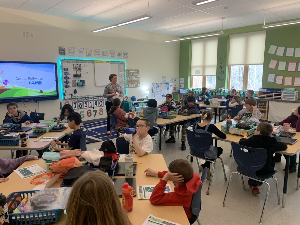 Financial Authority of Maine visits 4th graders | Sanford School Department