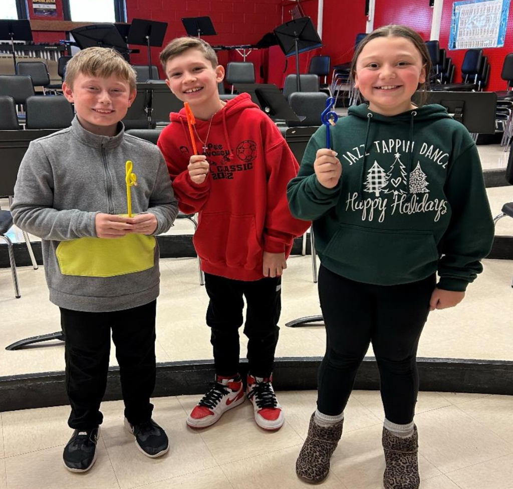 In December, beginning band students at Sanford Middle School had the opportunity to win a G clef pencil by memorizing Jingle Bells. There were a lot of kids this year who did just that. Congratulations to those who did!